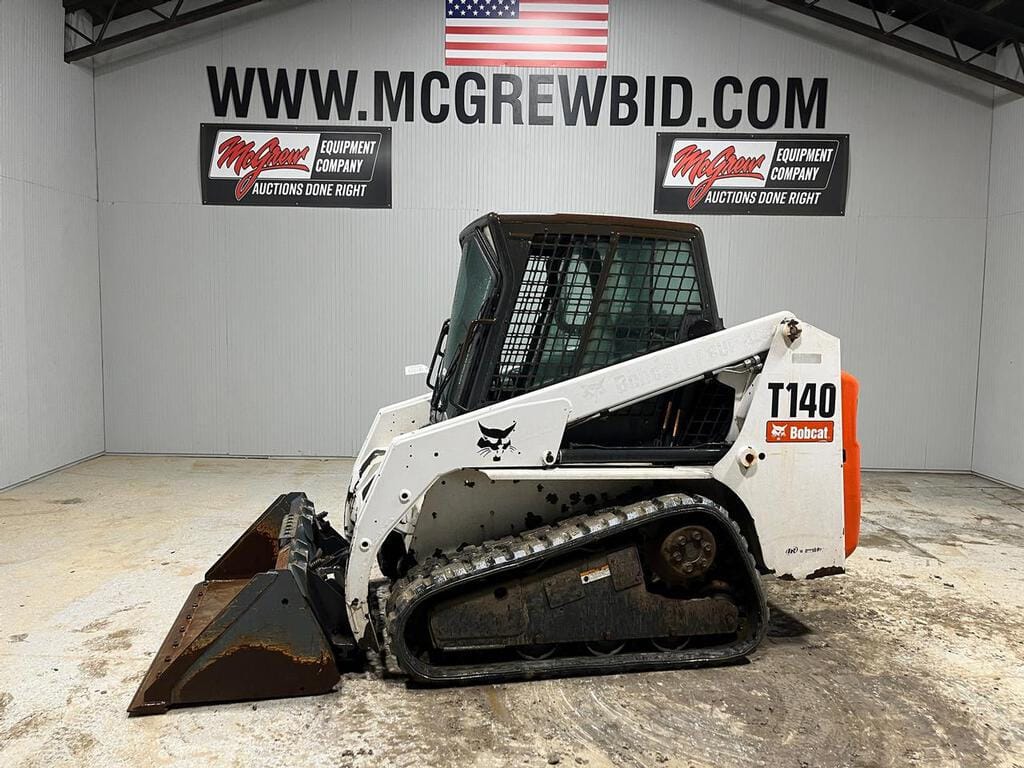 Main image Bobcat T140
