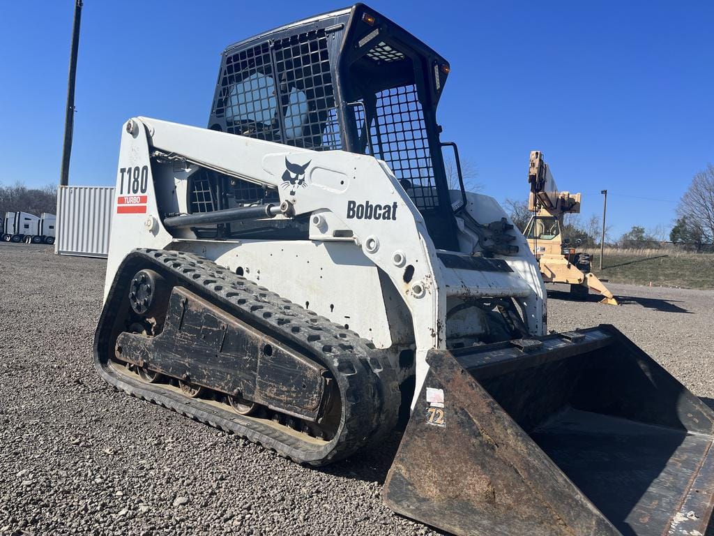 Main image Bobcat T180