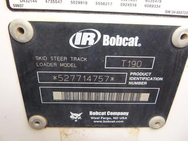 Image of Bobcat T190 equipment image 4