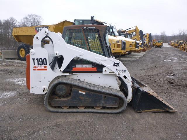 Image of Bobcat T190 equipment image 2