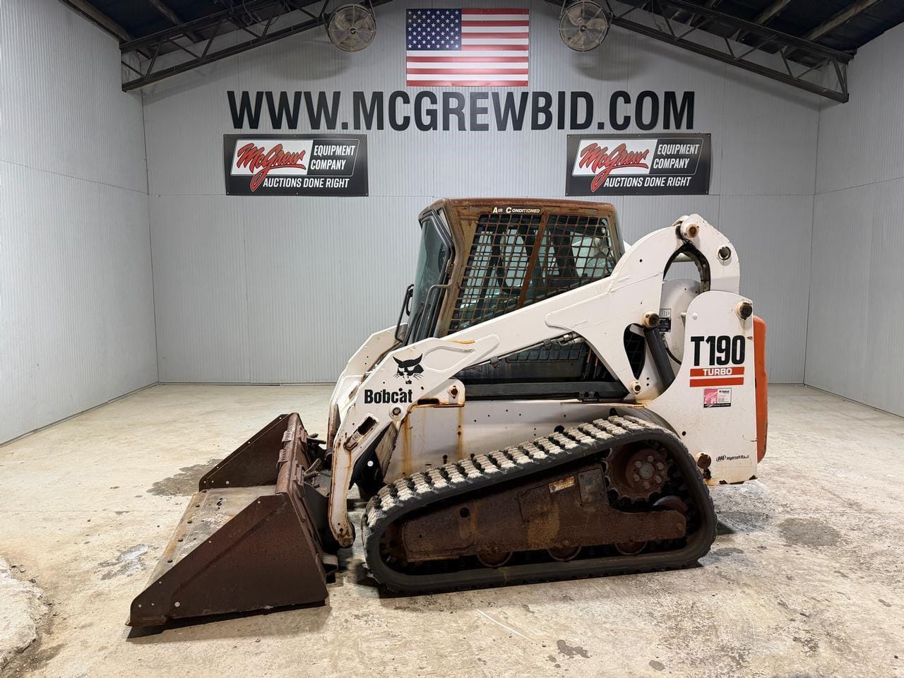 Bobcat T190 Equipment Image0