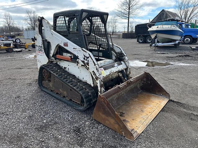 Image of Bobcat T190 equipment image 2