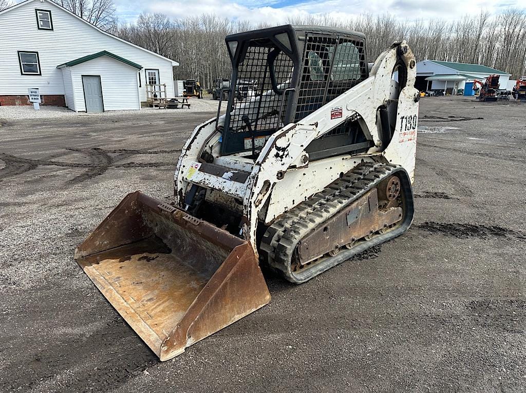 Bobcat T190 Equipment Image0