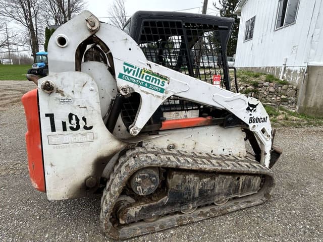 Image of Bobcat T190 equipment image 3