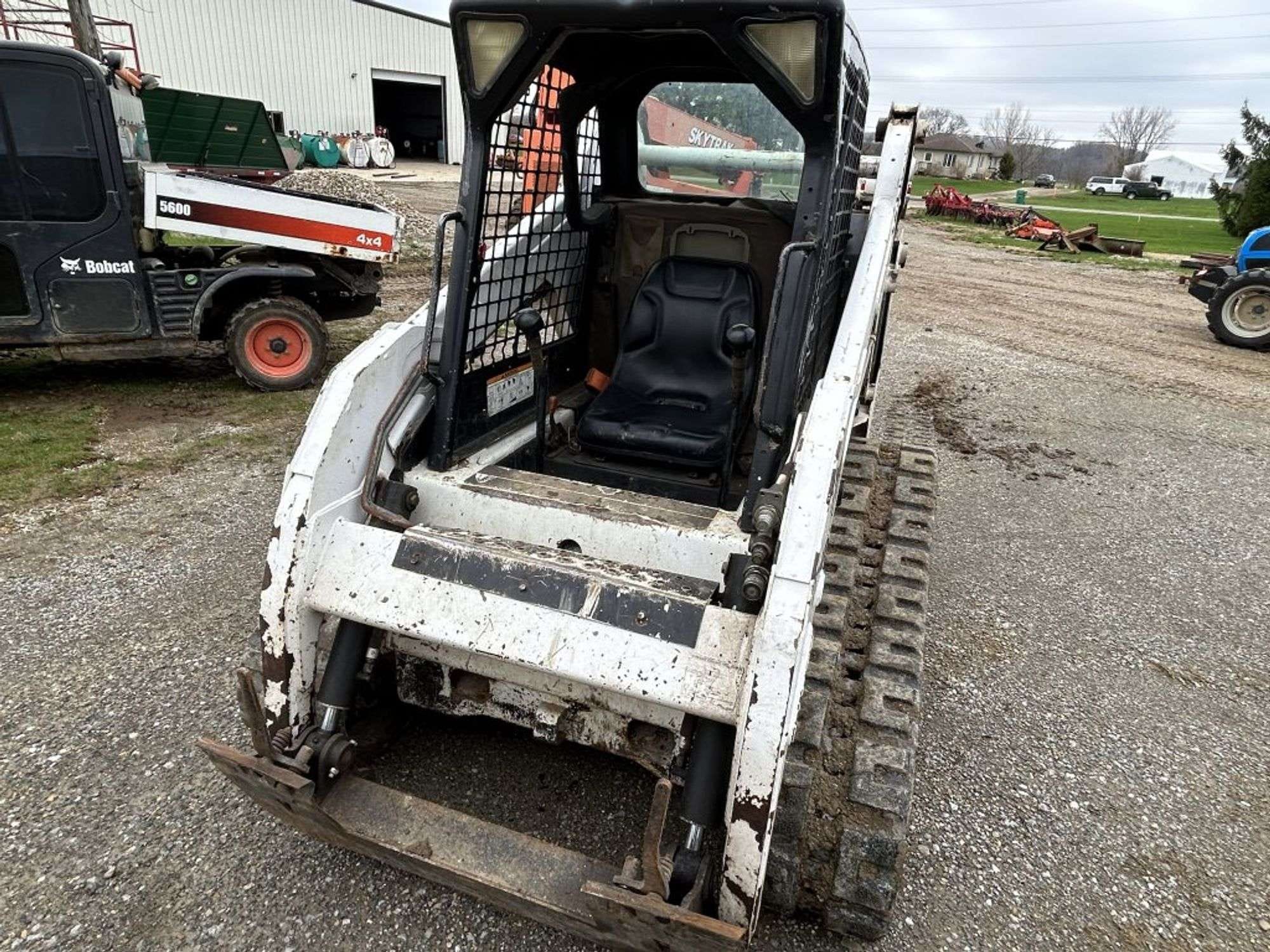 Bobcat T190 Equipment Image0