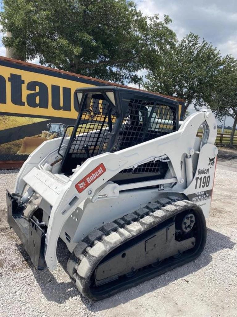 Main image Bobcat T190