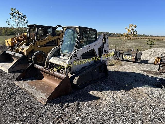 Image of Bobcat T190 equipment image 2