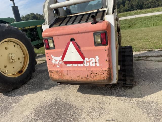 Image of Bobcat T190 equipment image 4
