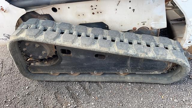 Image of Bobcat T200 equipment image 4
