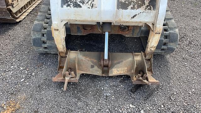 Image of Bobcat T200 equipment image 3