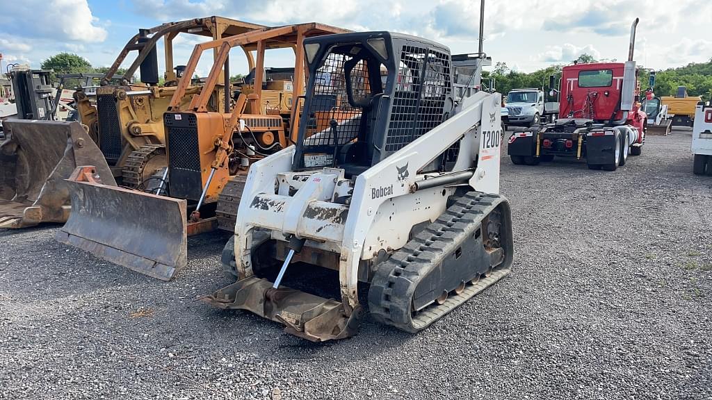 Image of Bobcat T200 Primary image