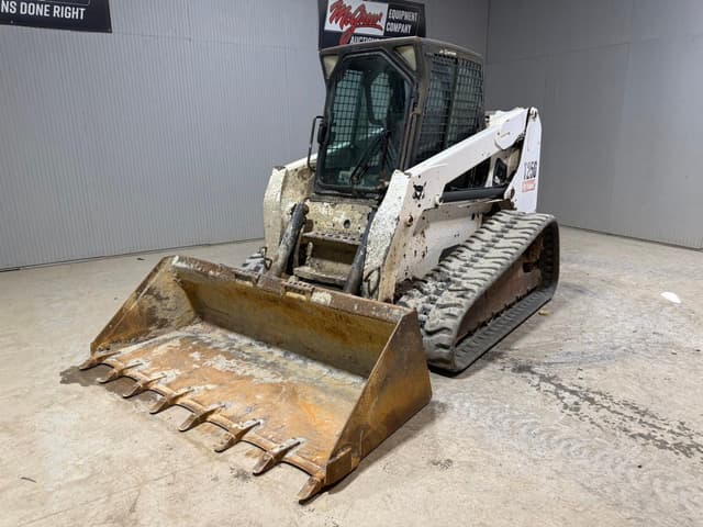 Image of Bobcat T250 equipment image 1