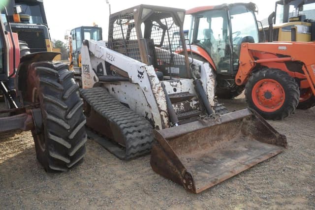 Image of Bobcat T250 equipment image 3