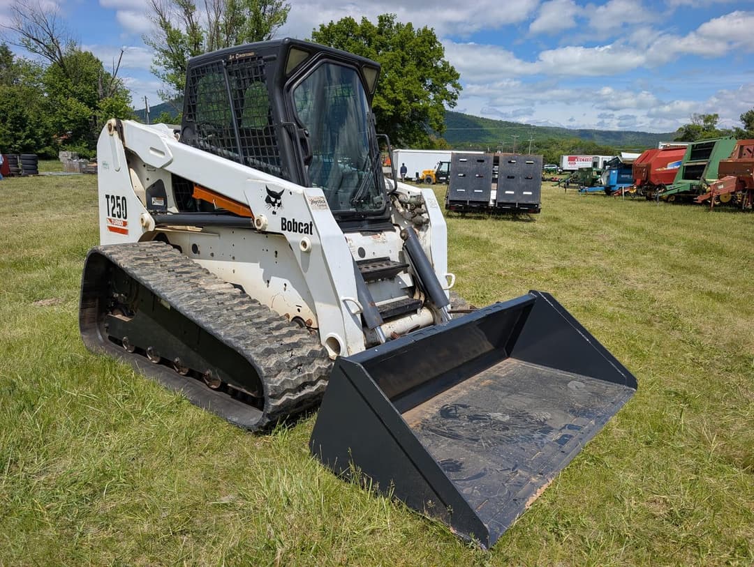 Image of Bobcat T250 Primary image