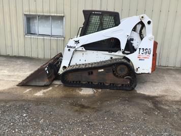 Main image Bobcat T300