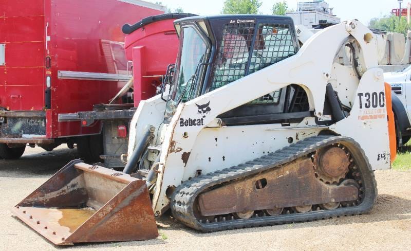 Main image Bobcat T300