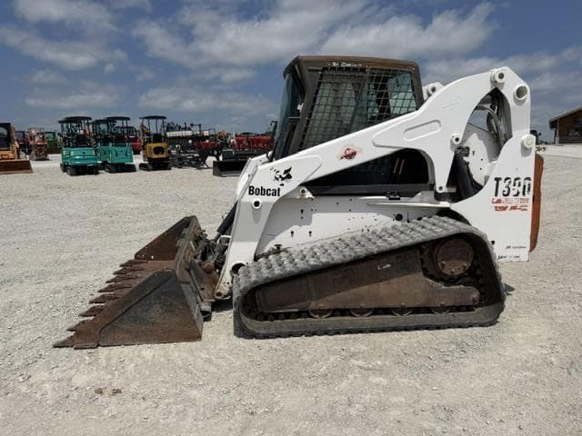 Image of Bobcat T300 equipment image 1