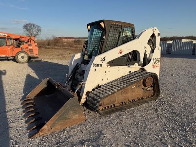 Bobcat T300 Equipment Image0
