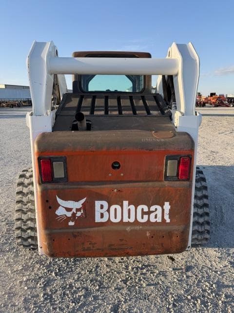 Image of Bobcat T300 equipment image 3