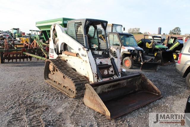 Image of Bobcat T300 equipment image 1