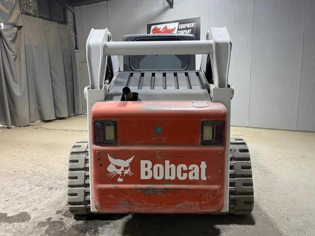 Image of Bobcat T300 equipment image 3
