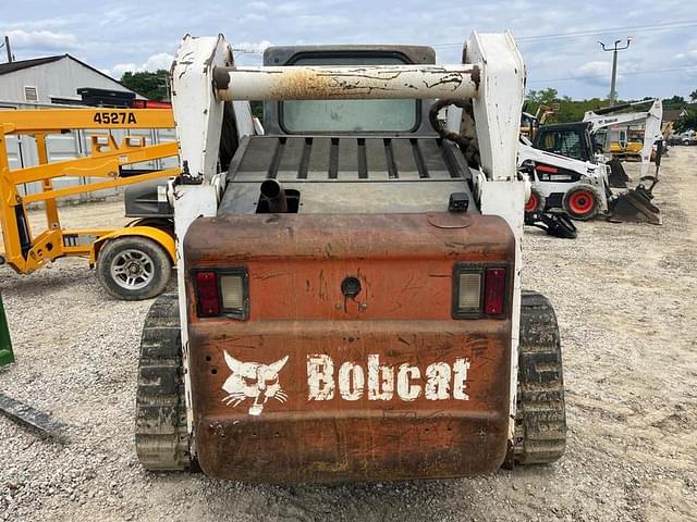 Image of Bobcat T300 equipment image 3