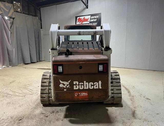 Image of Bobcat T300 equipment image 3