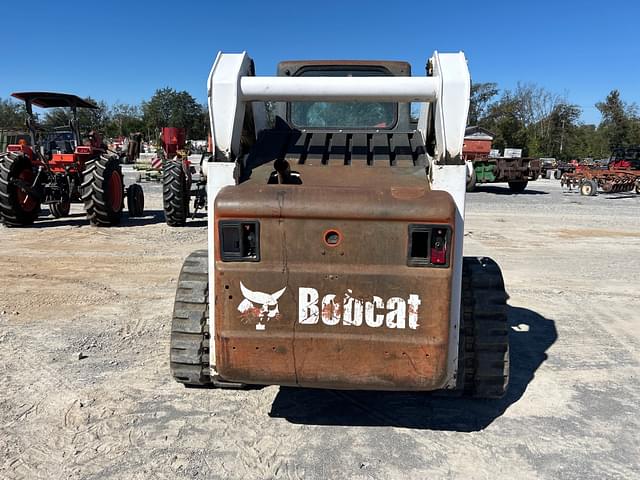 Image of Bobcat T300 equipment image 4