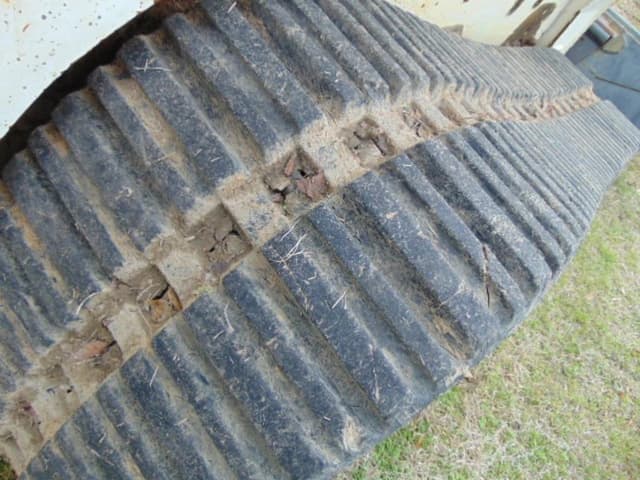 Image of Bobcat T300 equipment image 3