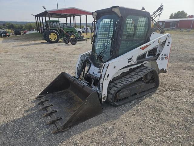 Image of Bobcat T450 equipment image 2