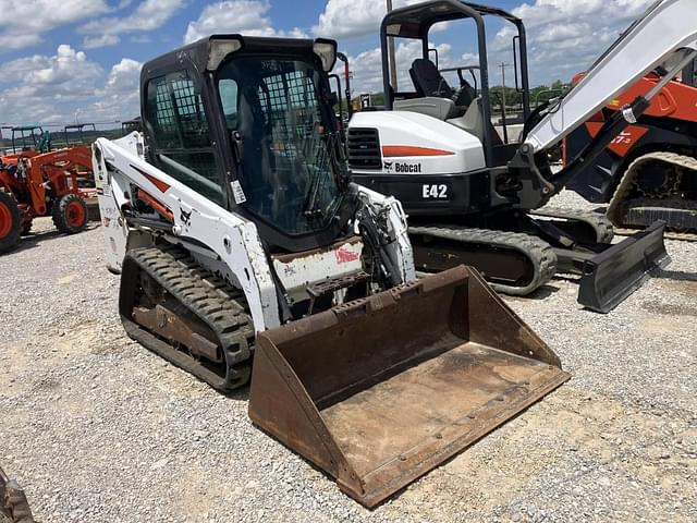 Image of Bobcat T450 equipment image 1
