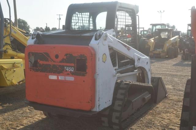 Image of Bobcat T450 equipment image 2