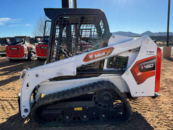 Image of Bobcat T450 equipment image 1