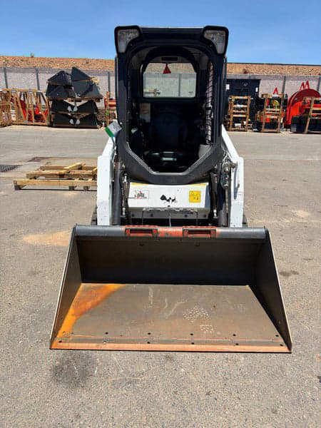 Image of Bobcat T450 equipment image 2