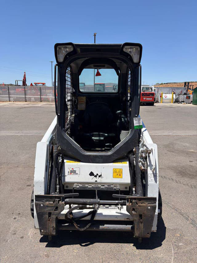Image of Bobcat T450 equipment image 2