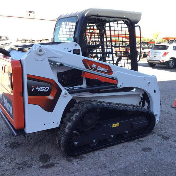 Image of Bobcat T450 equipment image 1