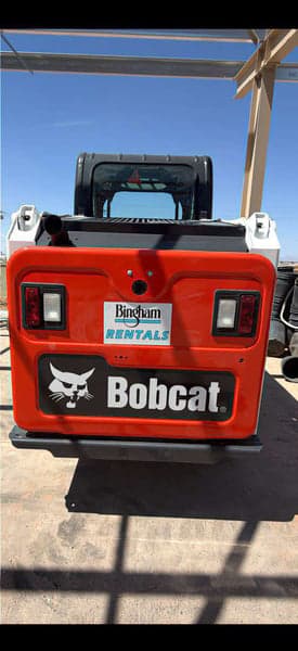 Image of Bobcat T450 equipment image 3