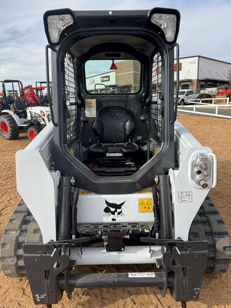 Image of Bobcat T550 equipment image 2