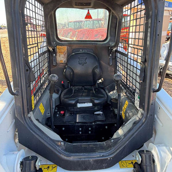 Bobcat T550 Equipment Image0
