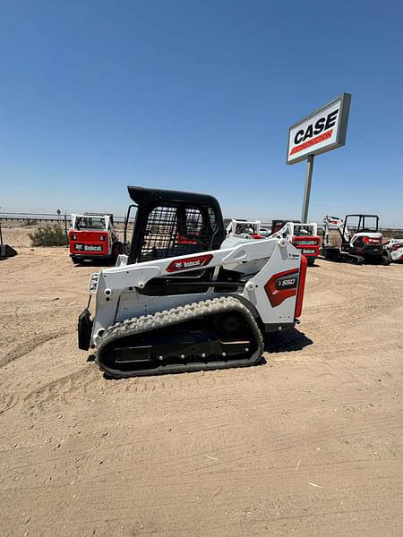 Image of Bobcat T550 equipment image 4