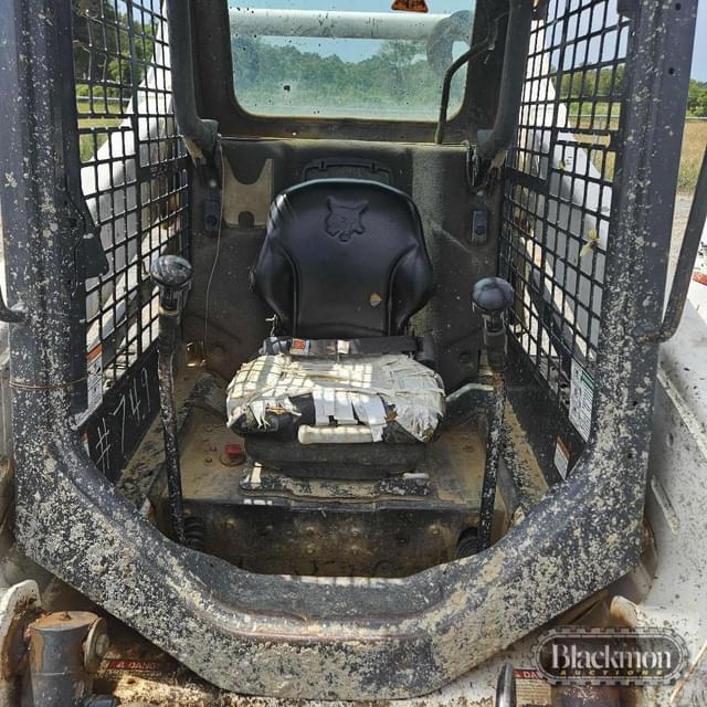 Image of Bobcat T590 equipment image 4