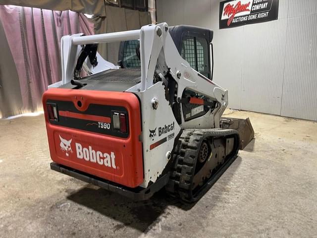 Image of Bobcat T590 equipment image 4