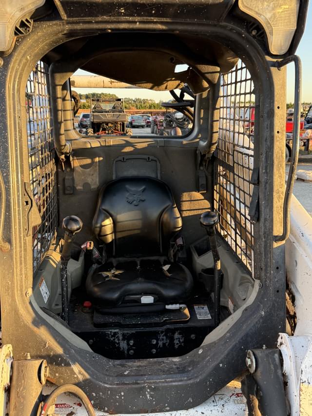 Image of Bobcat T590 equipment image 3
