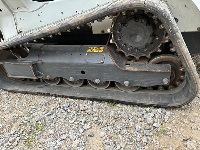 Image of Bobcat T595 equipment image 4