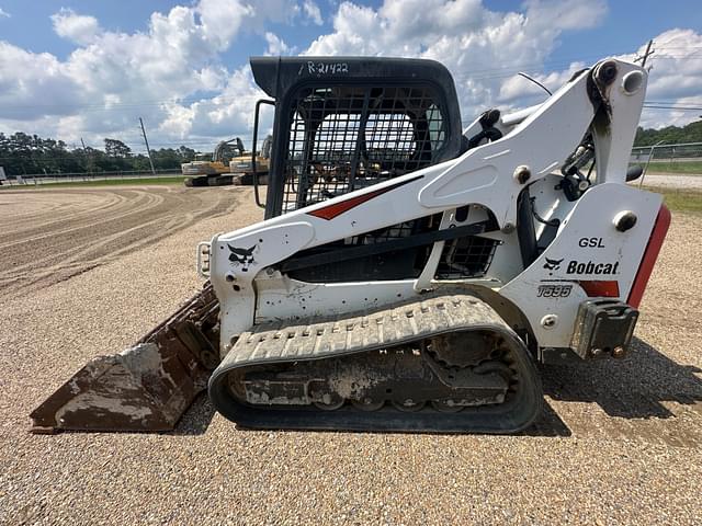 Image of Bobcat T595 equipment image 4