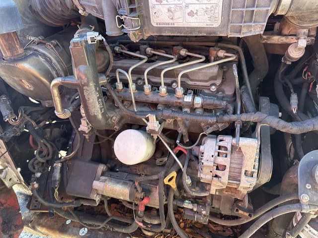 Image of Bobcat T630 equipment image 4