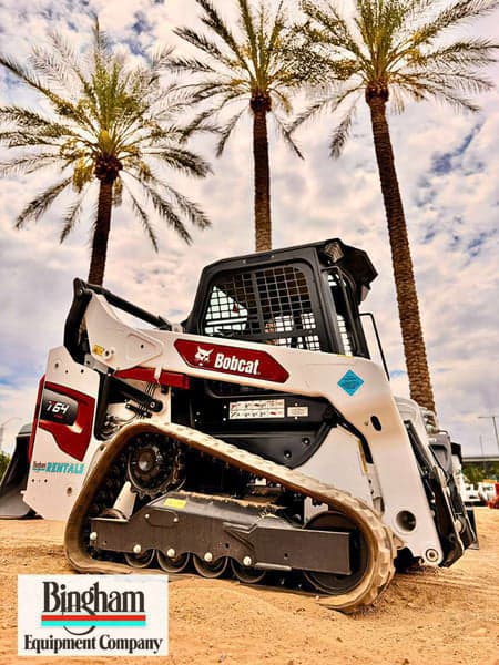 Image of Bobcat T64 equipment image 1