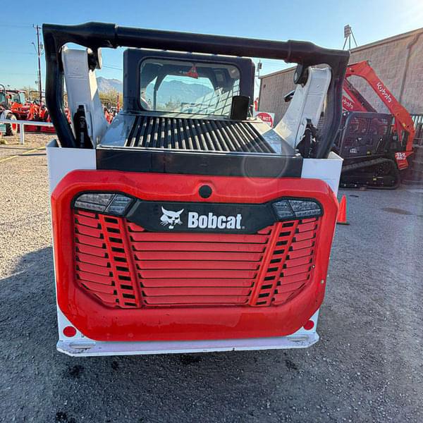 Image of Bobcat T64 equipment image 3