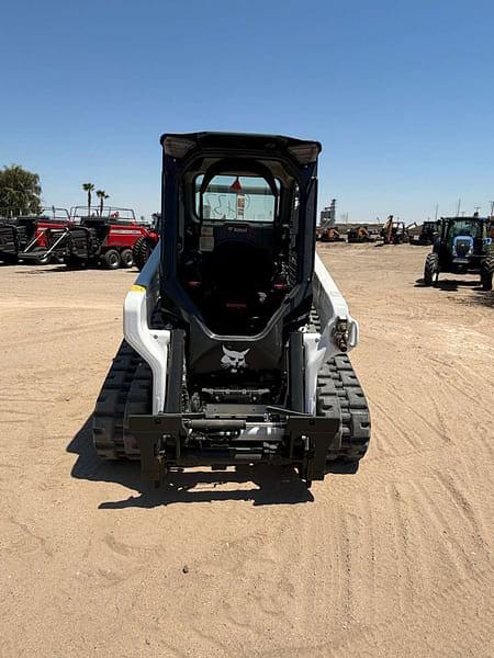 Image of Bobcat T64 equipment image 2