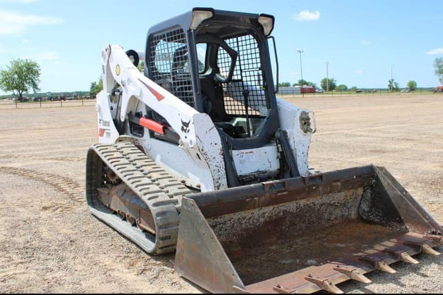 Image of Bobcat T650 equipment image 3